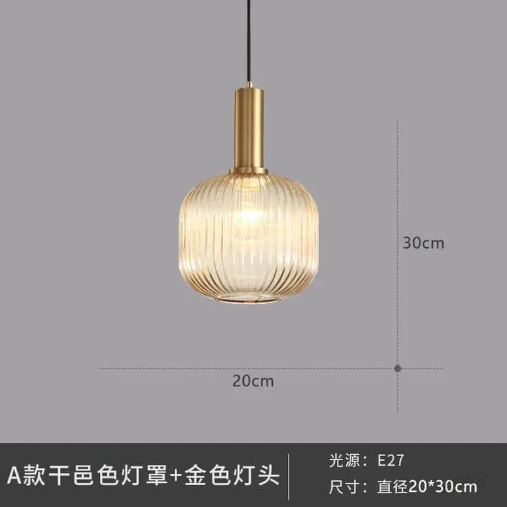 Single gold glass pendant